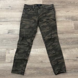 Camo pants